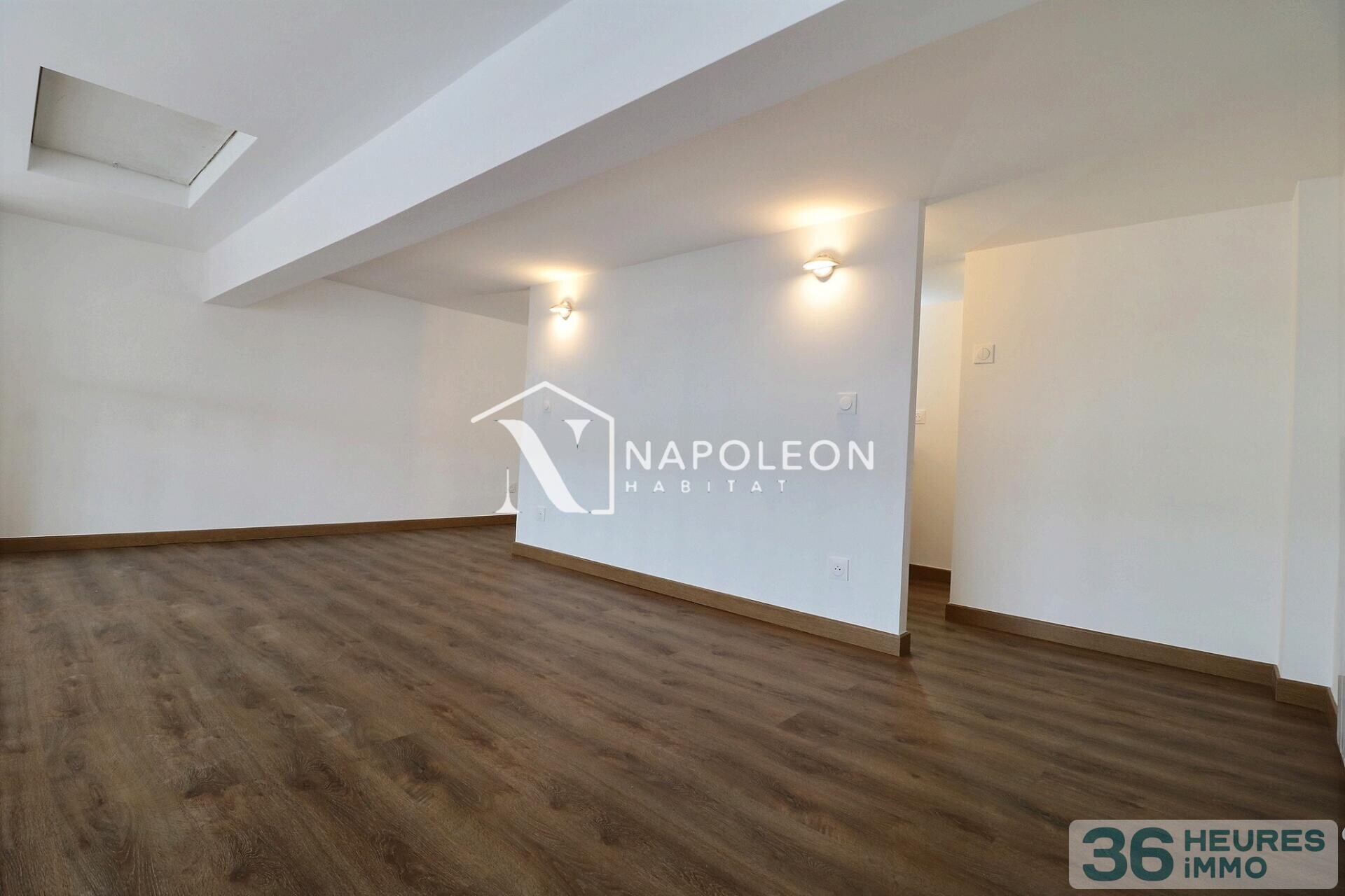 Loft rénové avec terrasse