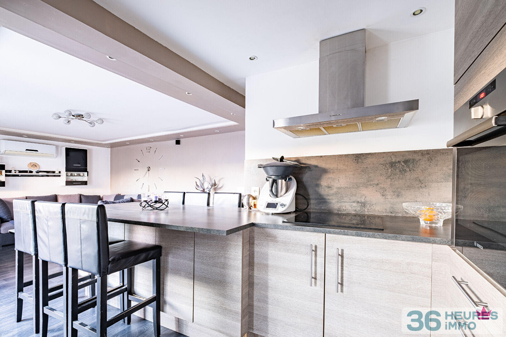 Maison de plain pied 4 pièces, à MEYZIEU GRILLON, terrain de 515m², sans vis à vis.