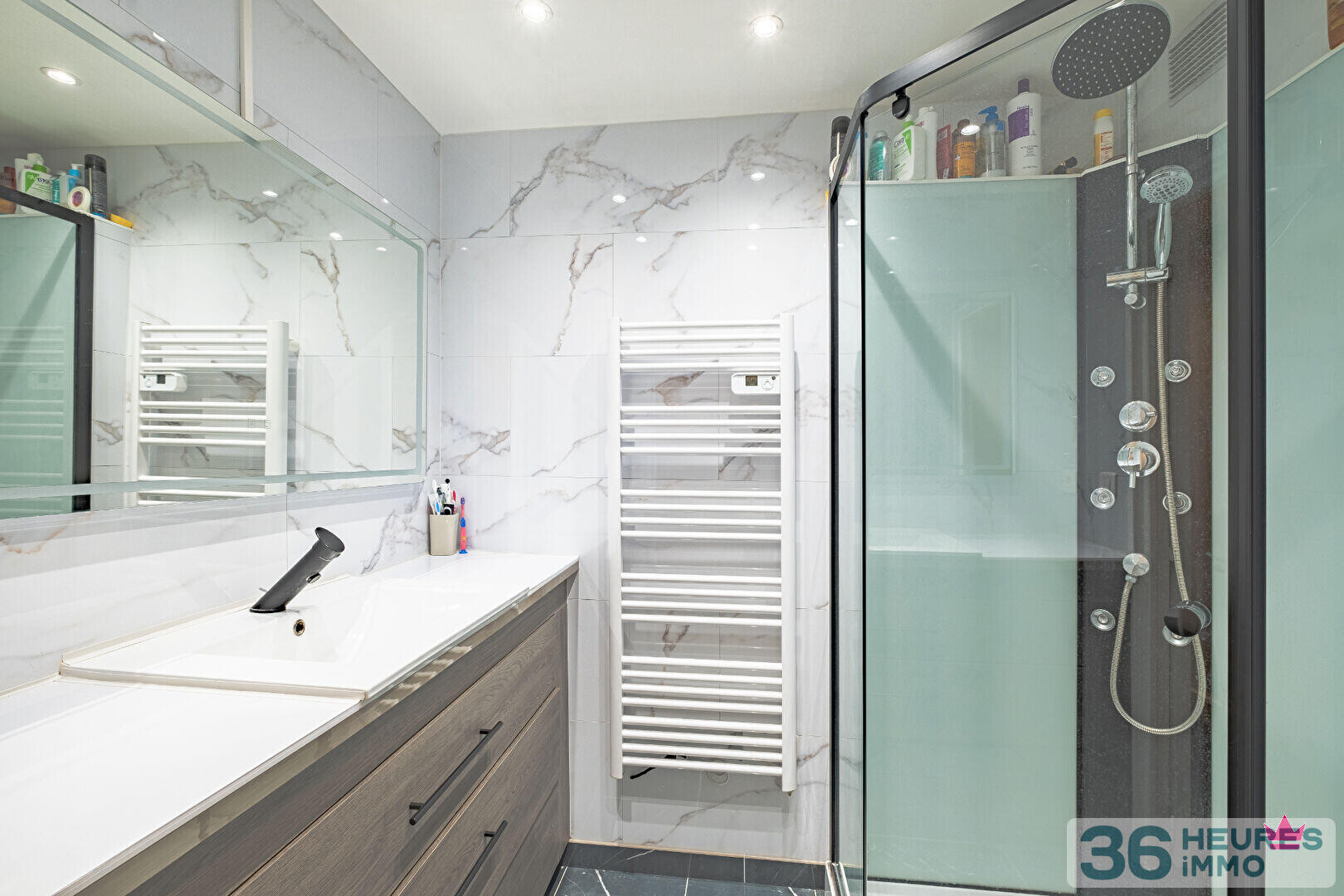 Maison de plain pied 4 pièces, à MEYZIEU GRILLON, terrain de 515m², sans vis à vis.