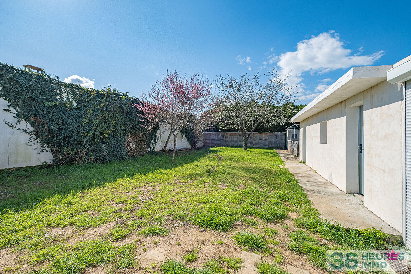 Maison de plain pied 4 pièces, à MEYZIEU GRILLON, terrain de 515m², sans vis à vis.