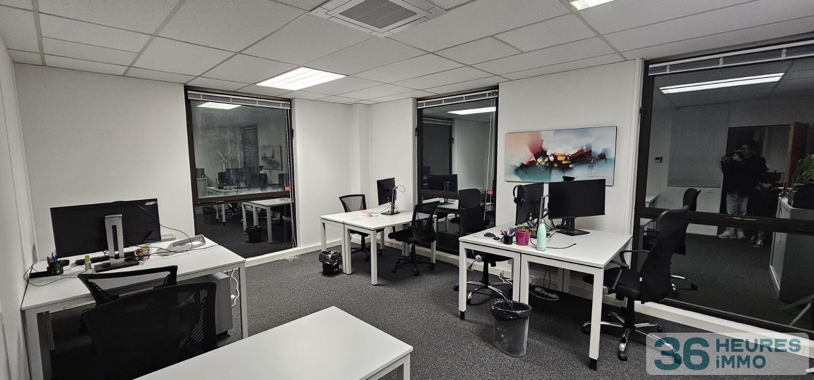 Locaux à usage de bureau 888 m²