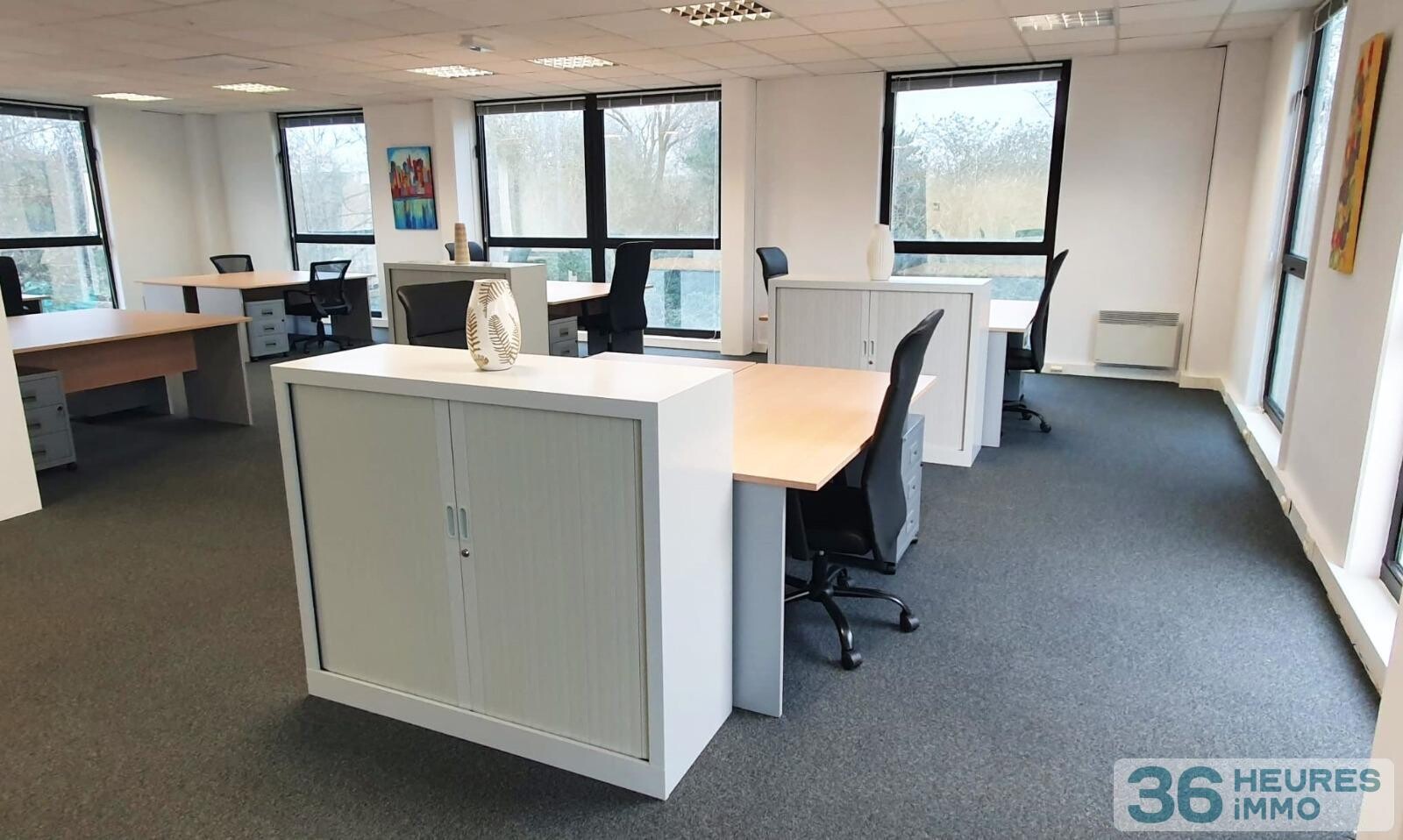 Locaux à usage de bureau 888 m²
