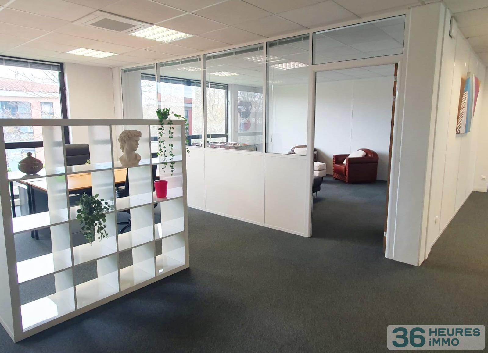 Locaux à usage de bureau 888 m²