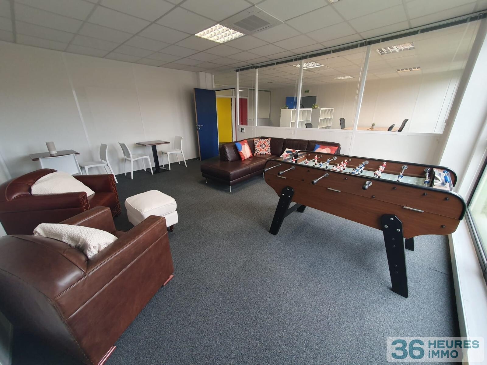 Locaux à usage de bureau 888 m²