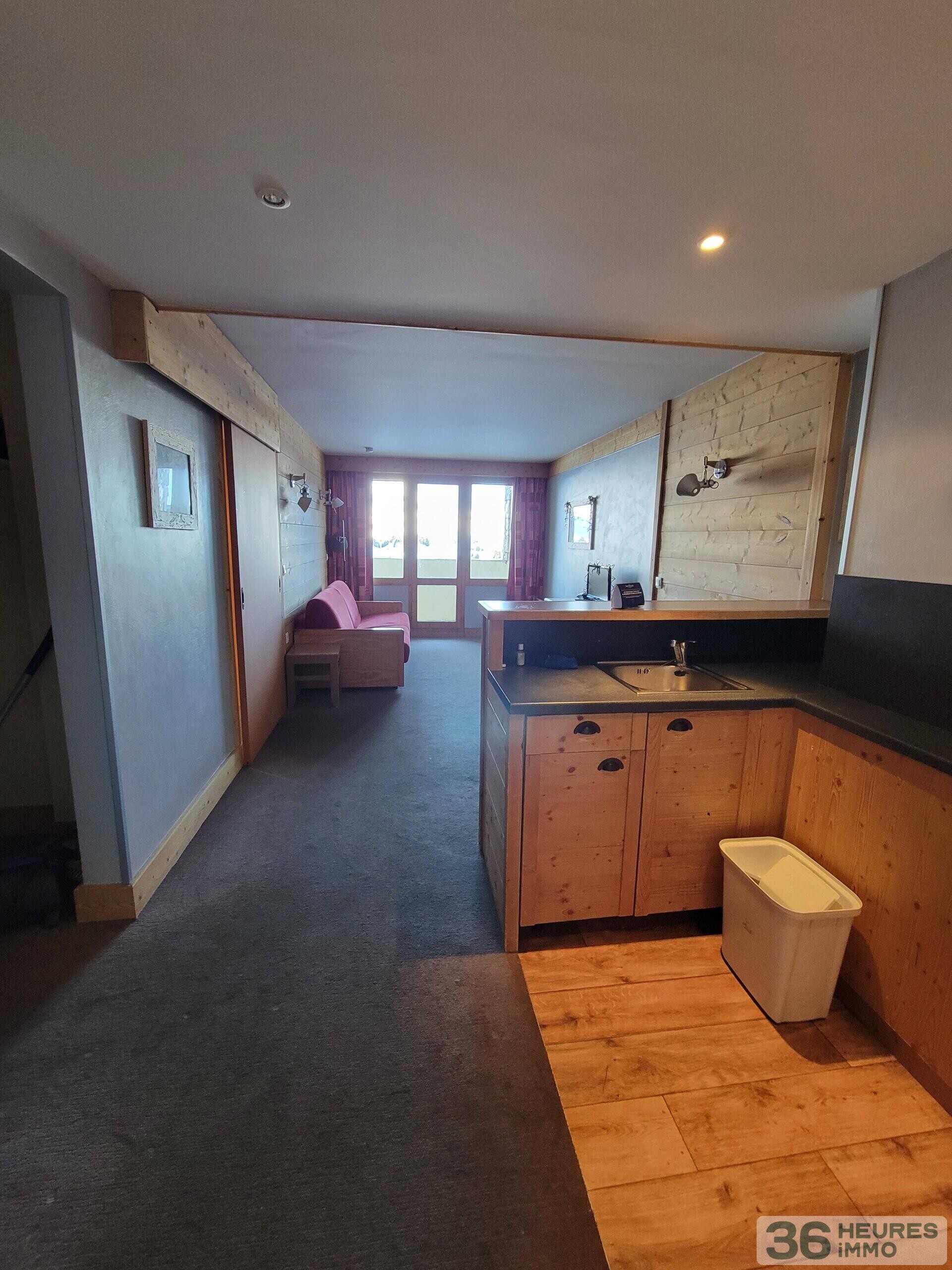 Spacieux appartement avec accès PMR face aux pistes dans une résidence à Belle Plagne haut