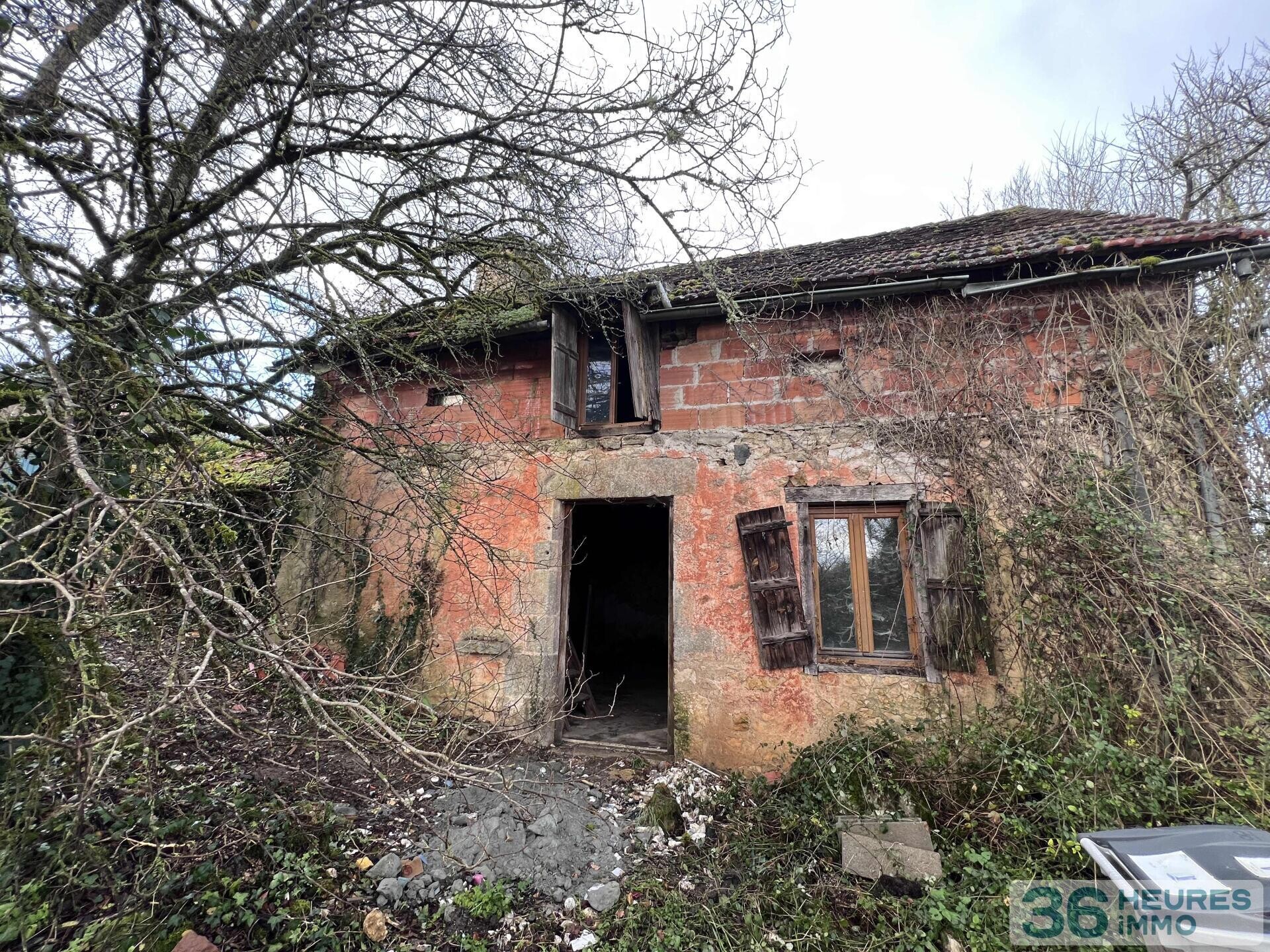 MAISON A RESTAURER AVEC TERRAIN