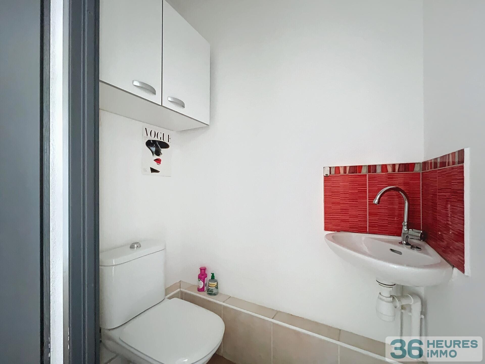 Dernier étage résidence 2002 F4 de 107 m² avec terrasse de 109 m², deux garage et parking