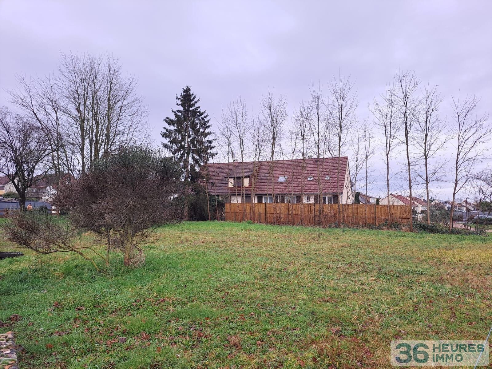 TERRAIN CONSTRUCTIBLE