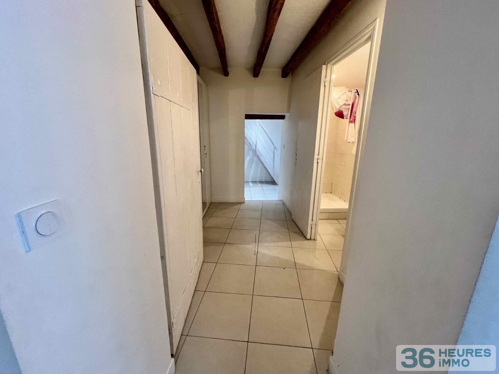 Appartement atypique de 5 pièces avec cour intérieur et terrasse