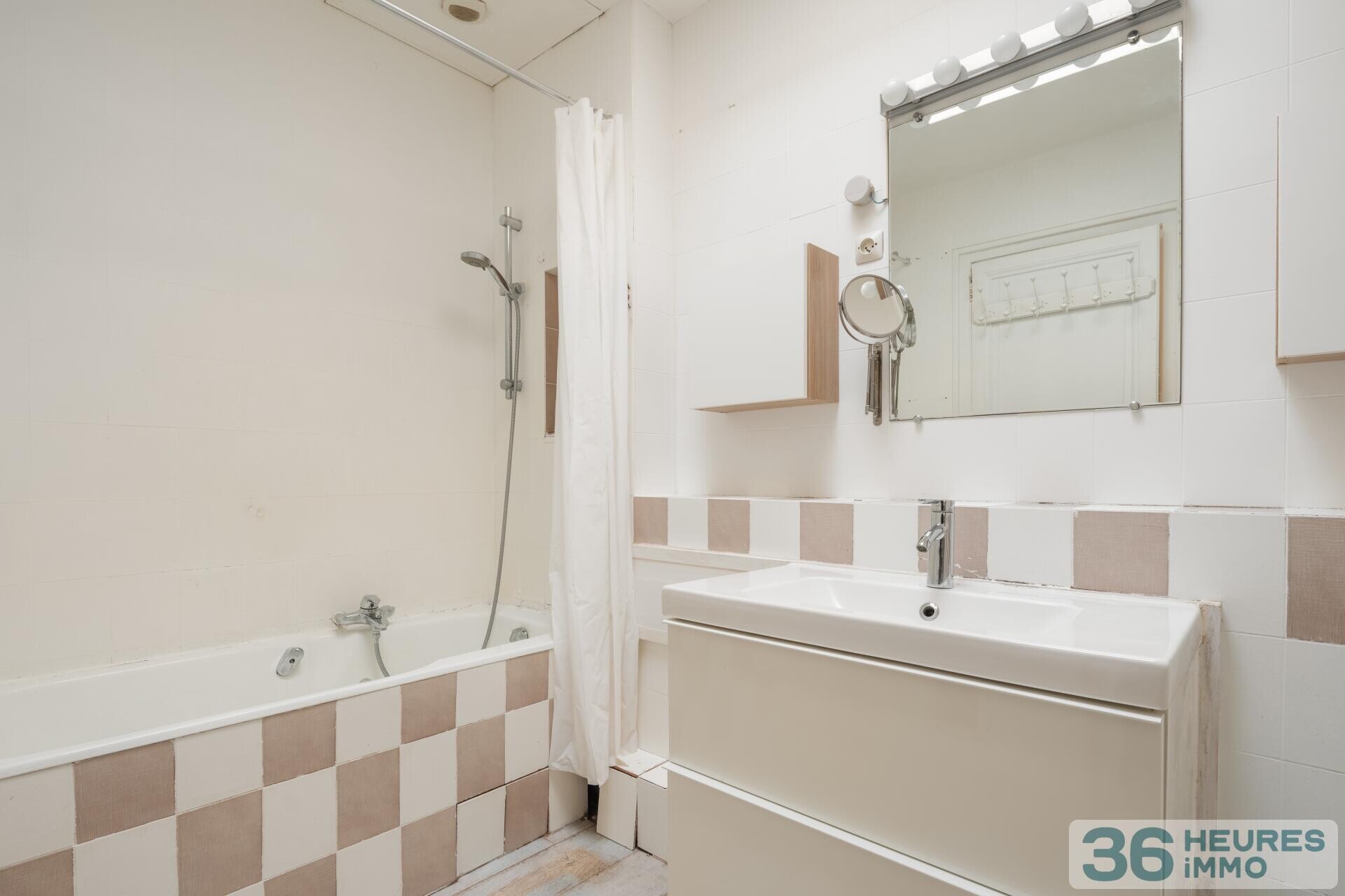 Charmant appartement au coeur de Nantes, au calme, avec vue sur jardin