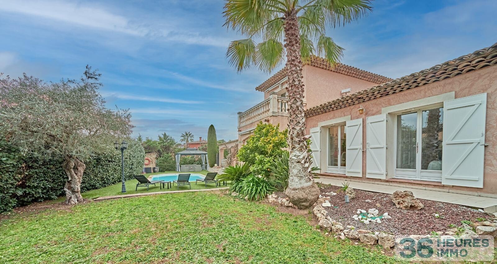 VILLA DANS QUARTIER RESIDENTIEL DE VALESCURE