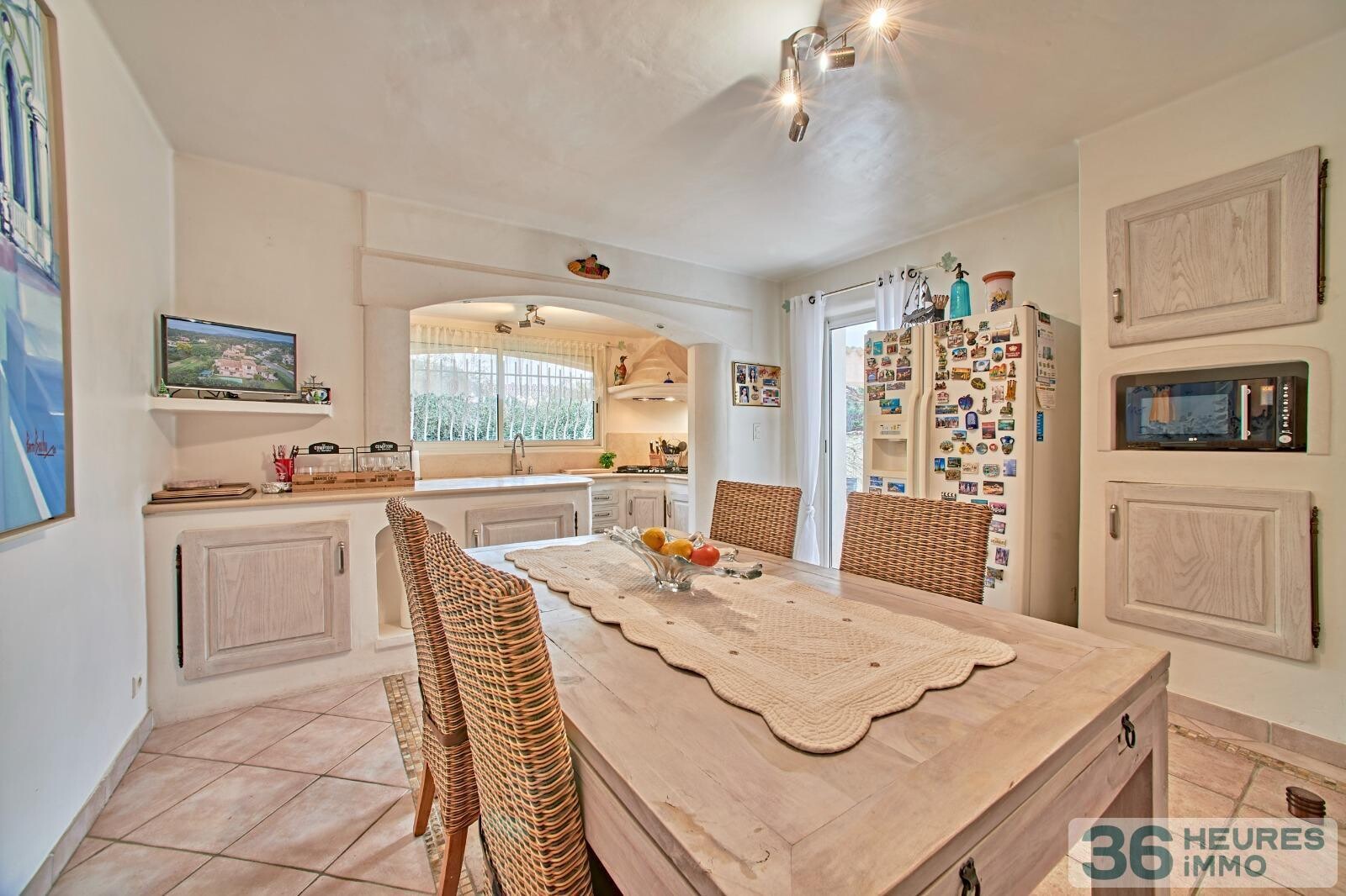 VILLA DANS QUARTIER RESIDENTIEL DE VALESCURE