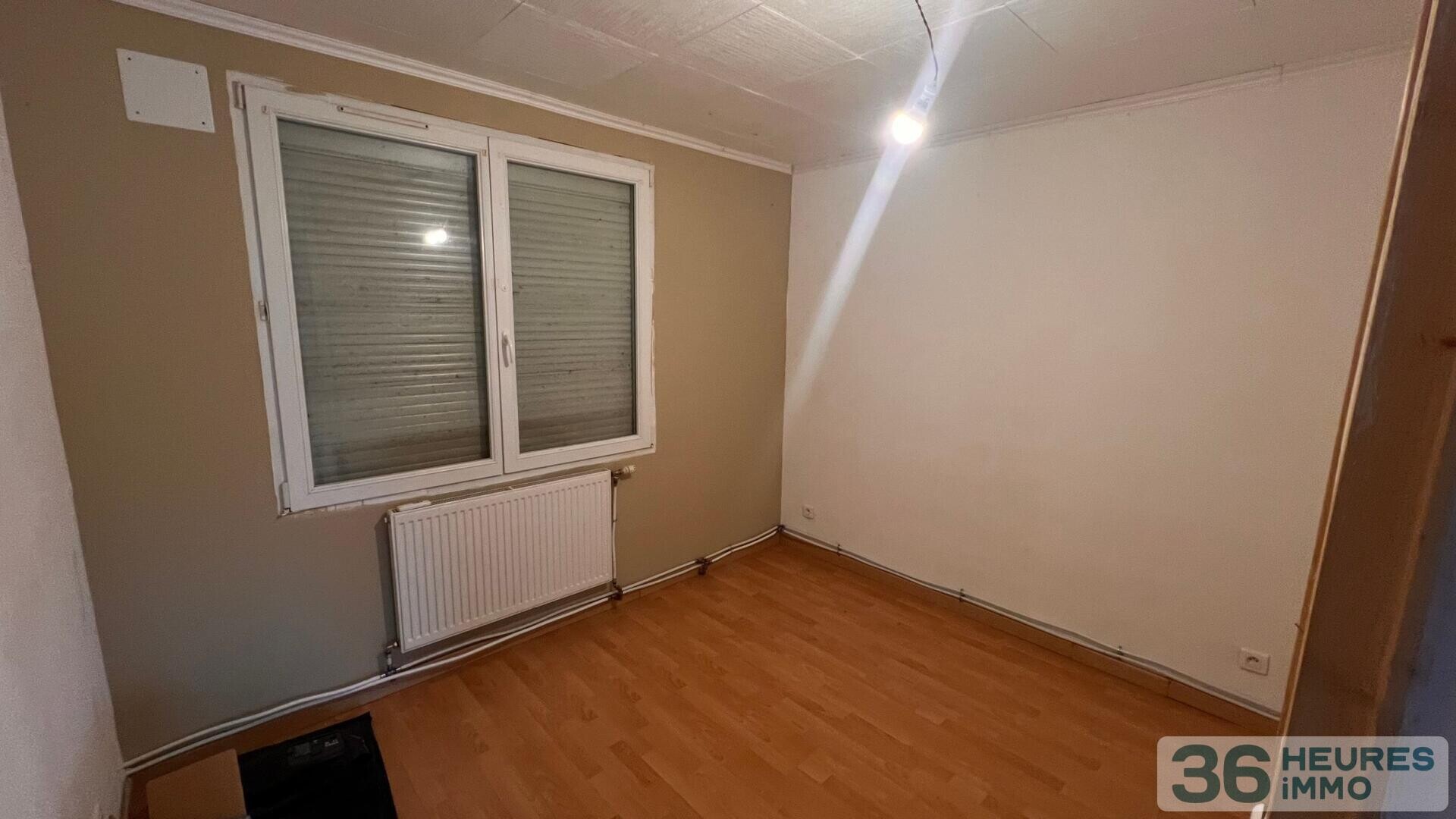 MAISON MONTREUIL AUX LIONS