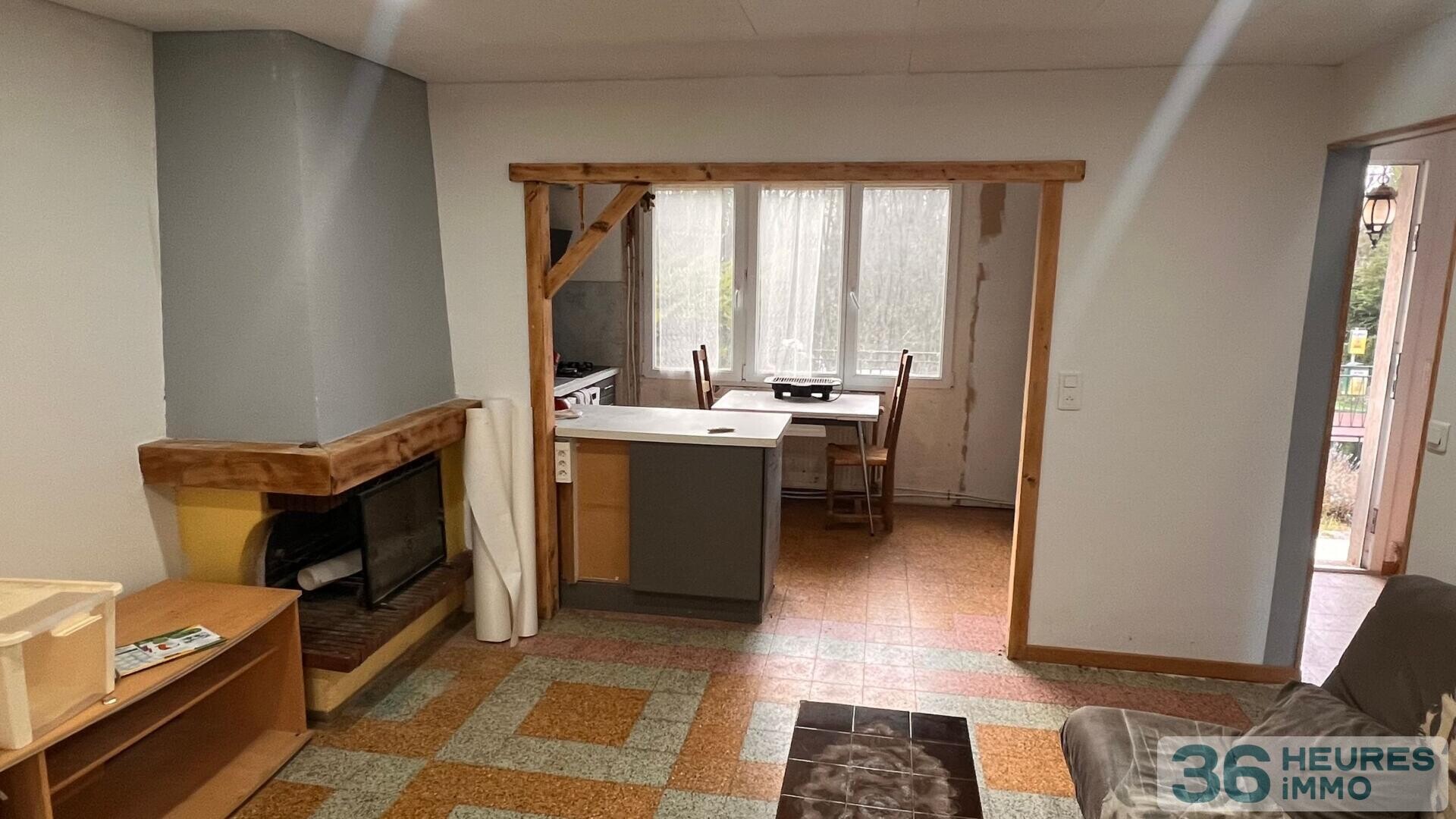 MAISON MONTREUIL AUX LIONS