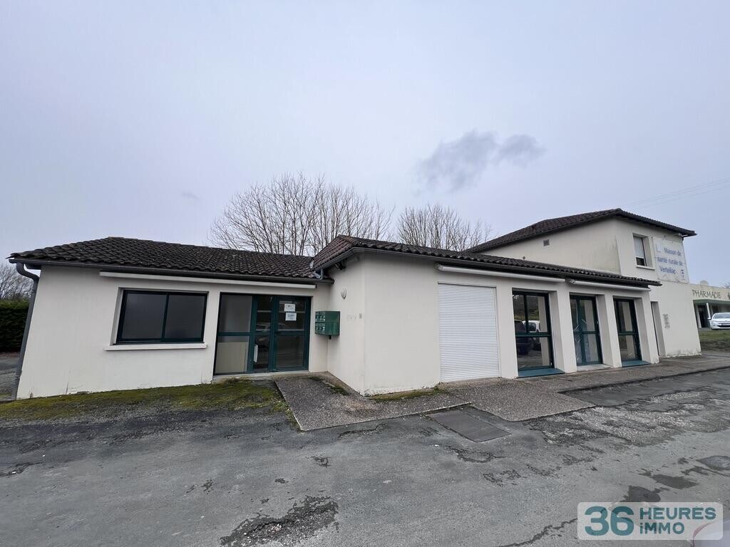 BATIMENT AVEC BUREAU ET LOGEMENT A L'ETAGE