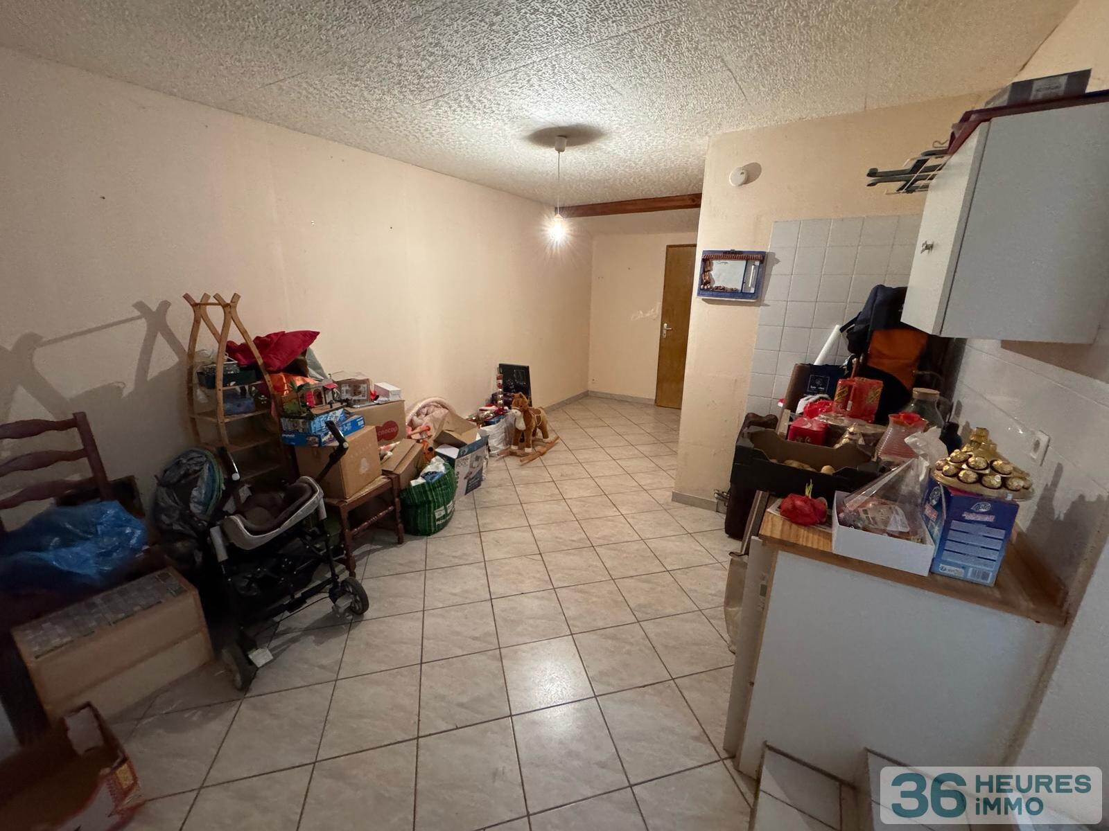 Maison de plain-pied avec beau terrain attenant 