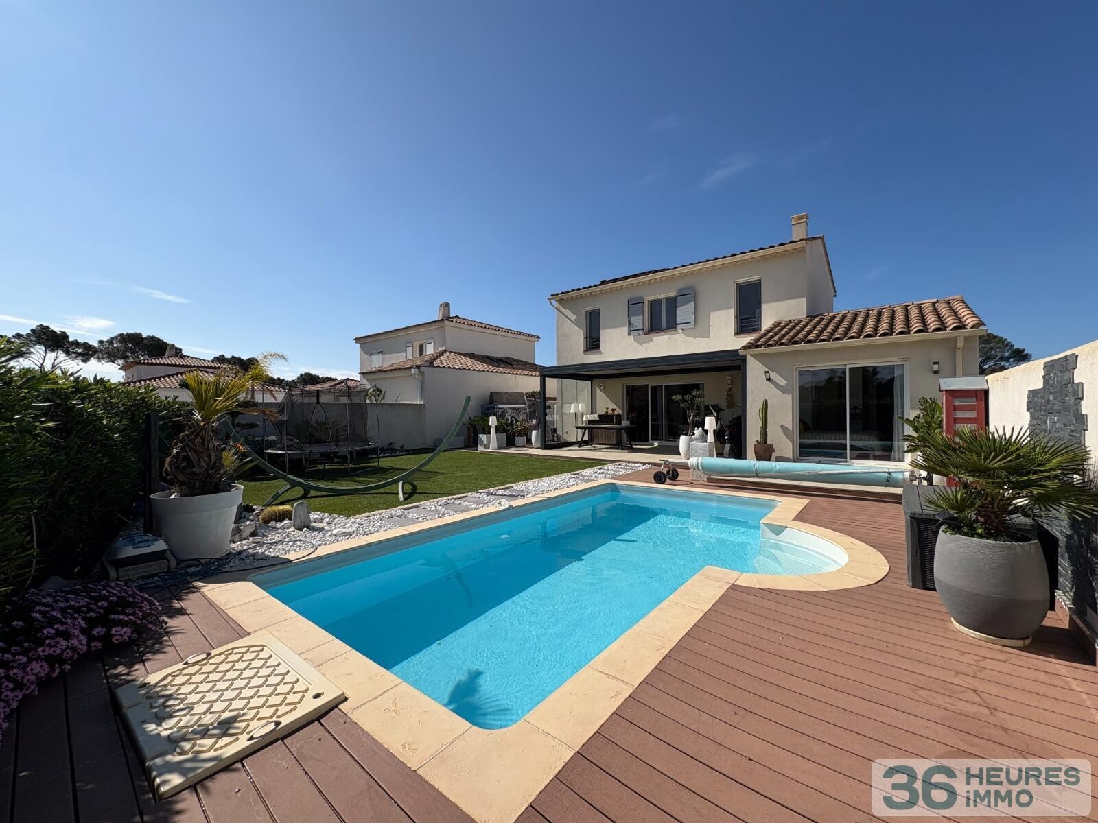 VILLA RECENTE 4 PIECES + PISCINE + GARAGE