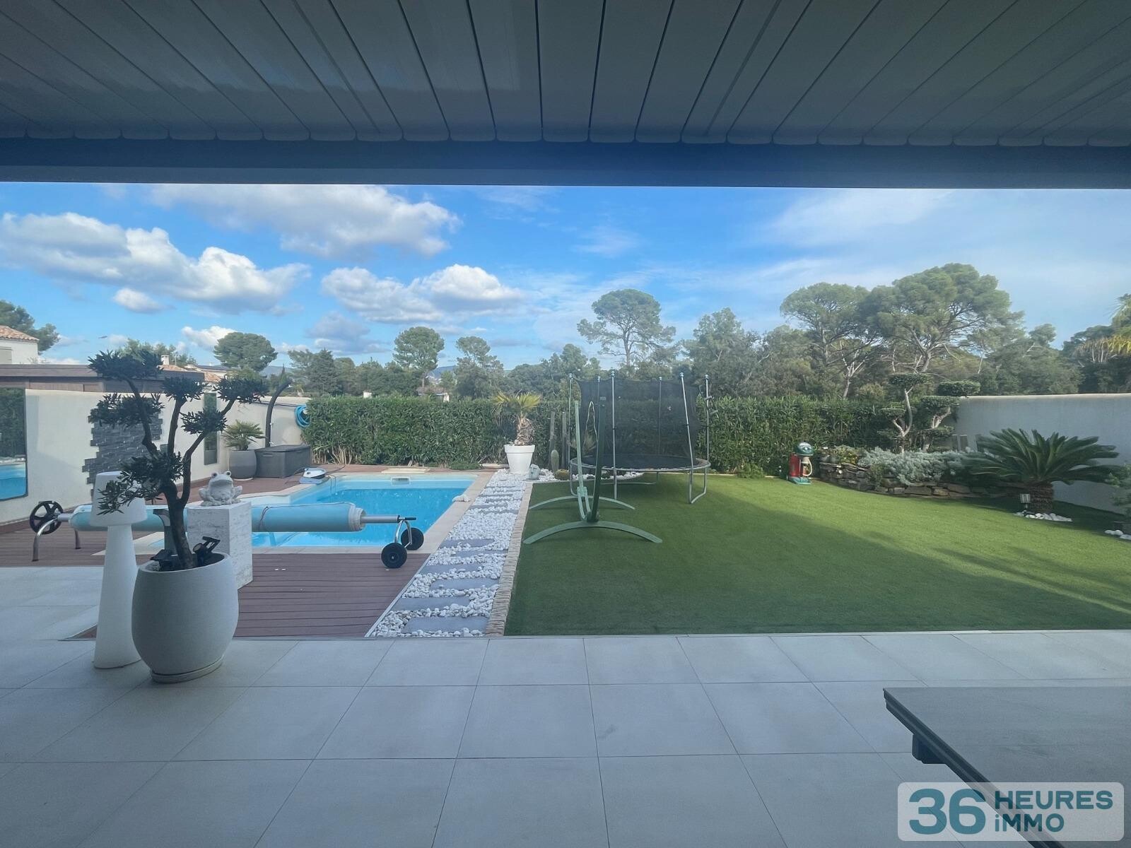 VILLA RECENTE 4 PIECES + PISCINE + GARAGE