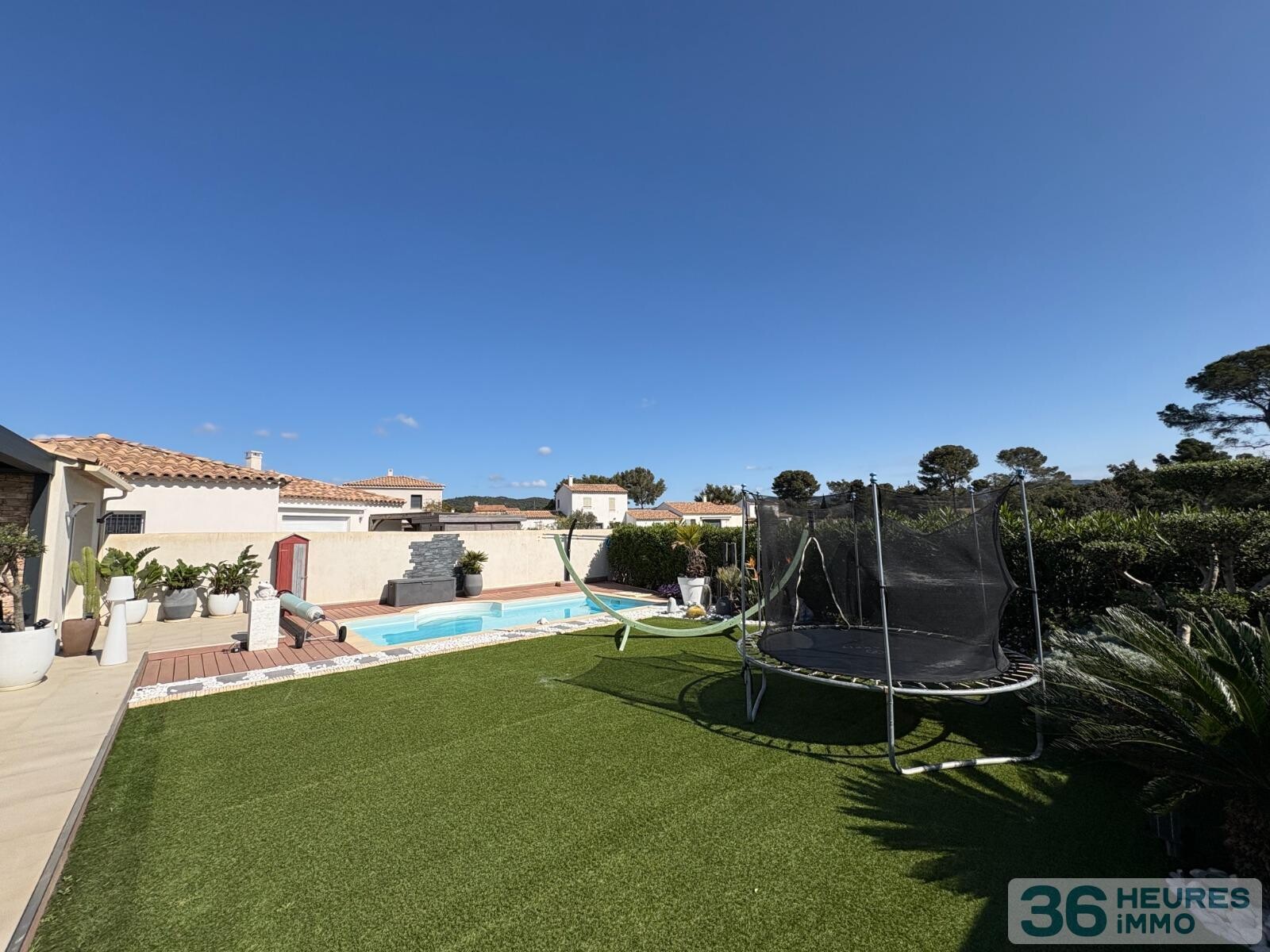 VILLA RECENTE 4 PIECES + PISCINE + GARAGE