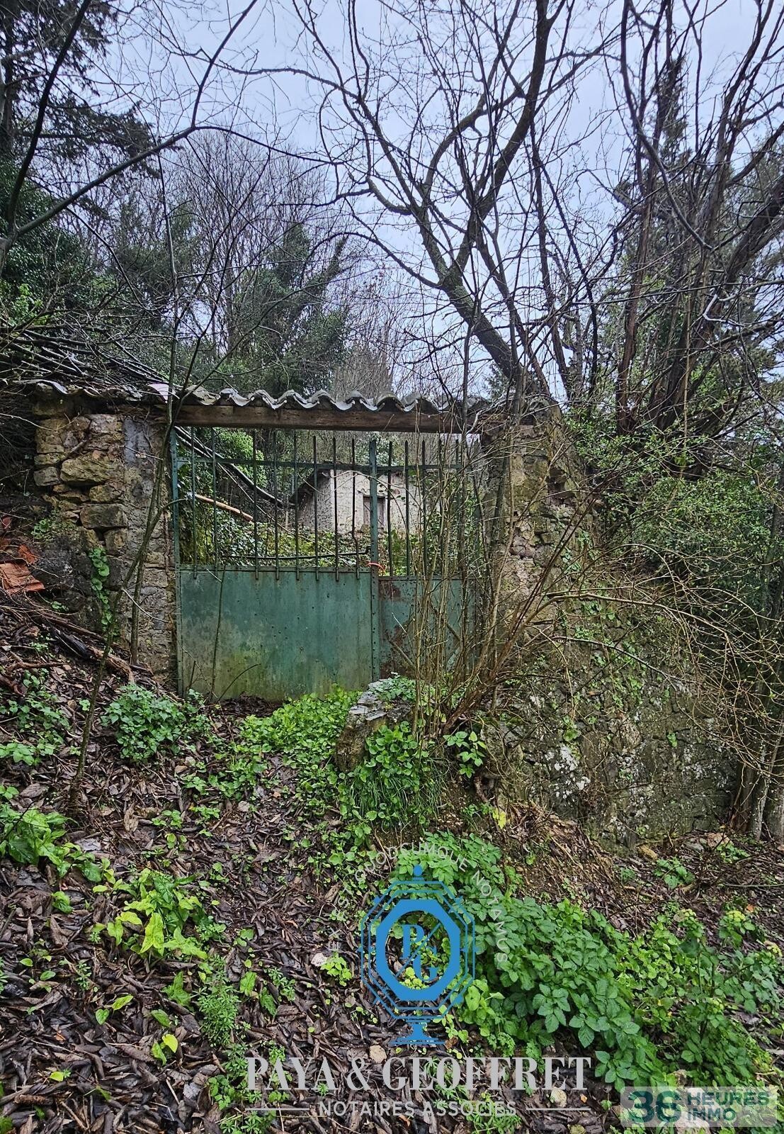 Terrain de 2790m² à LE LUC