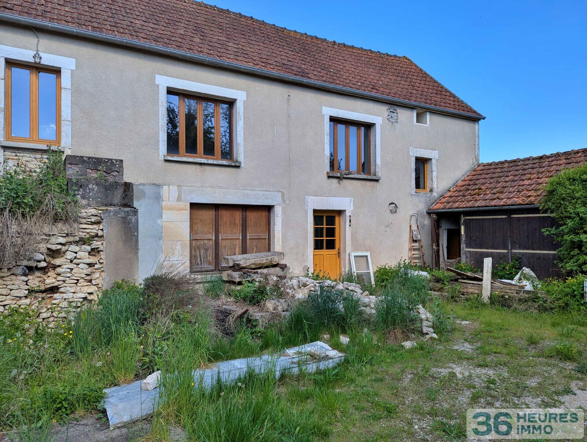 Idéal investisseur ou amateur de projet : Maison à réhabiliter avec dépendances et jardin