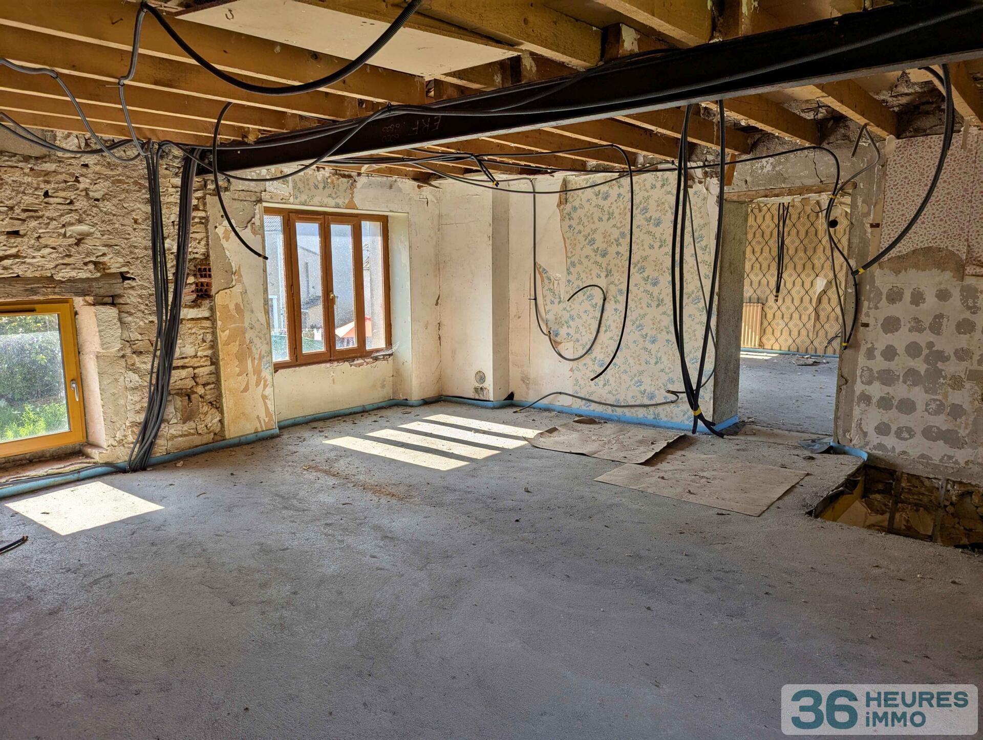 Idéal investisseur ou amateur de projet : Maison à réhabiliter avec dépendances et jardin