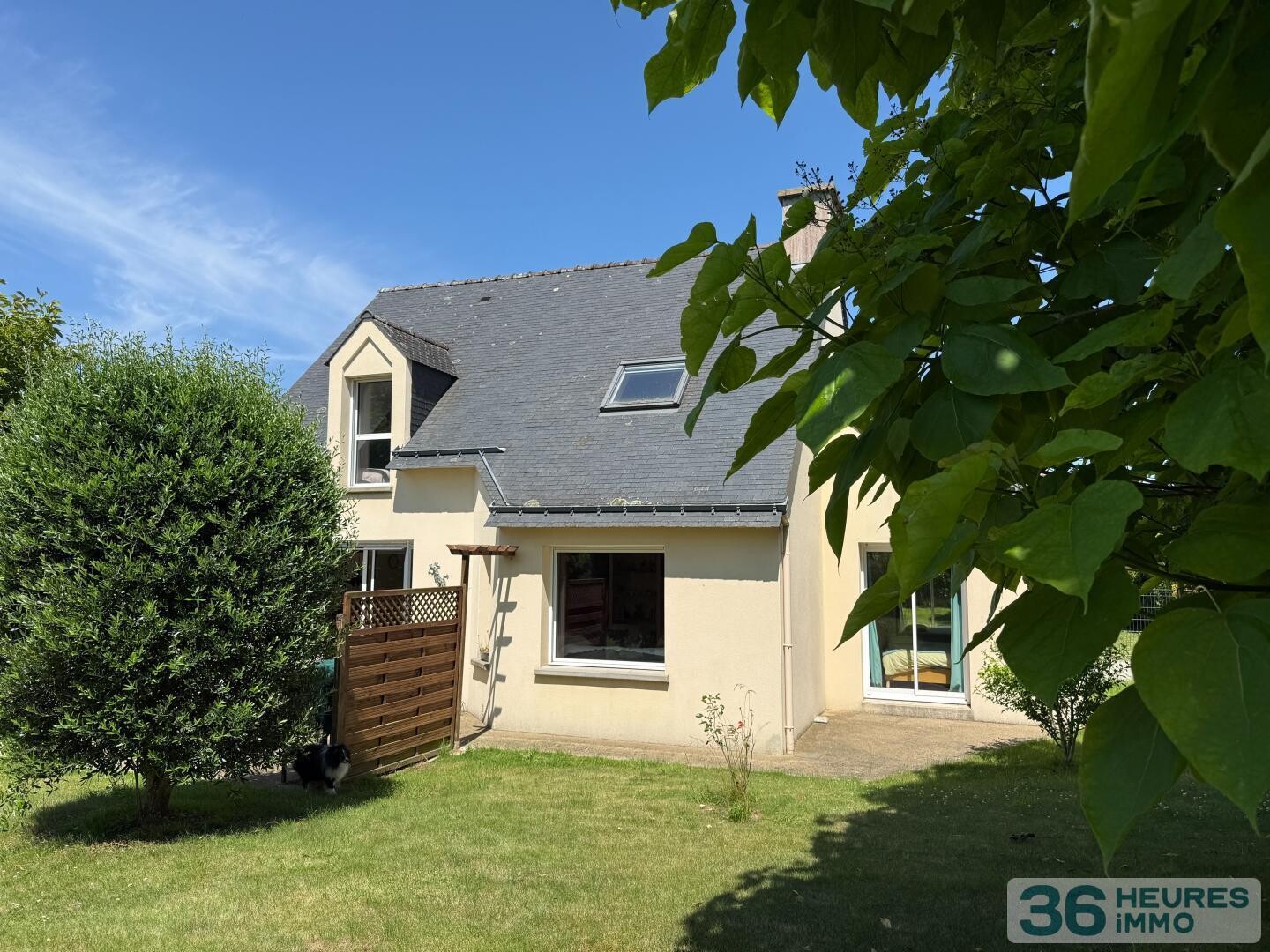 MAISON DE LOTISSEMENT