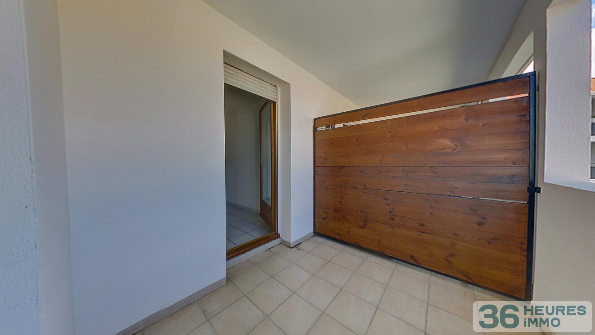 Appartement T2 avec terrasse et stationnement