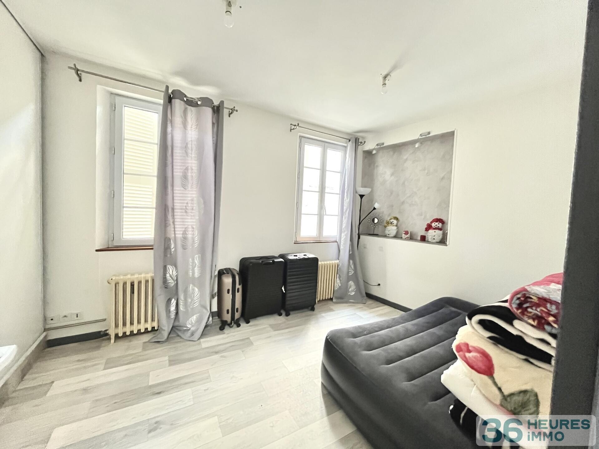 Immeuble de rapport 344 m² - COGNAC