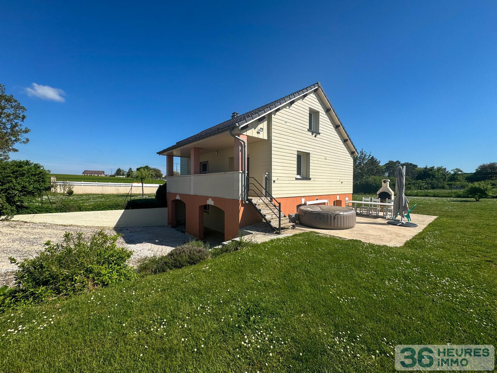 Maison 100 % rénovée – Grand jardin au calme – dépendance idéale pour vos projets