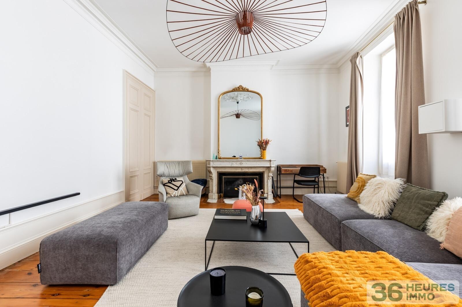 Bel Appartement T5 rénové -Place du Palais 