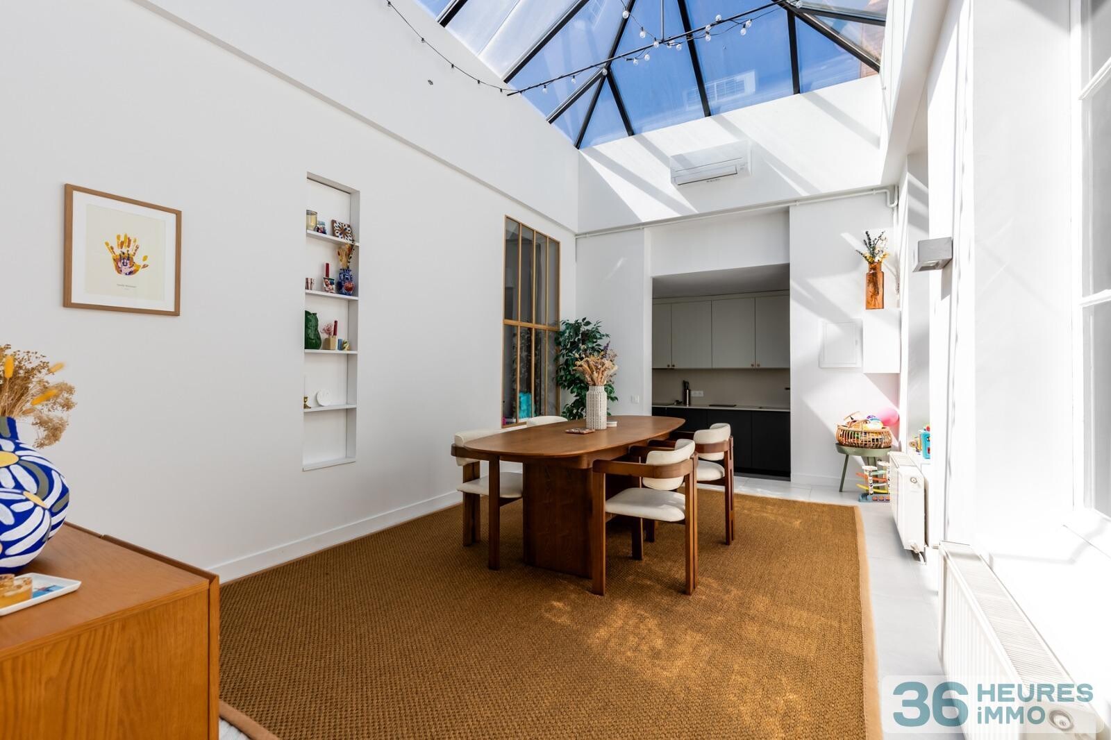 Bel Appartement T5 rénové -Place du Palais 