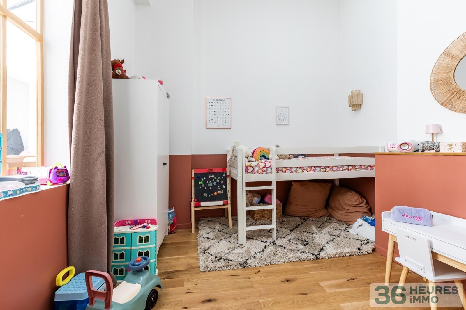 Bel Appartement T5 rénové -Place du Palais 