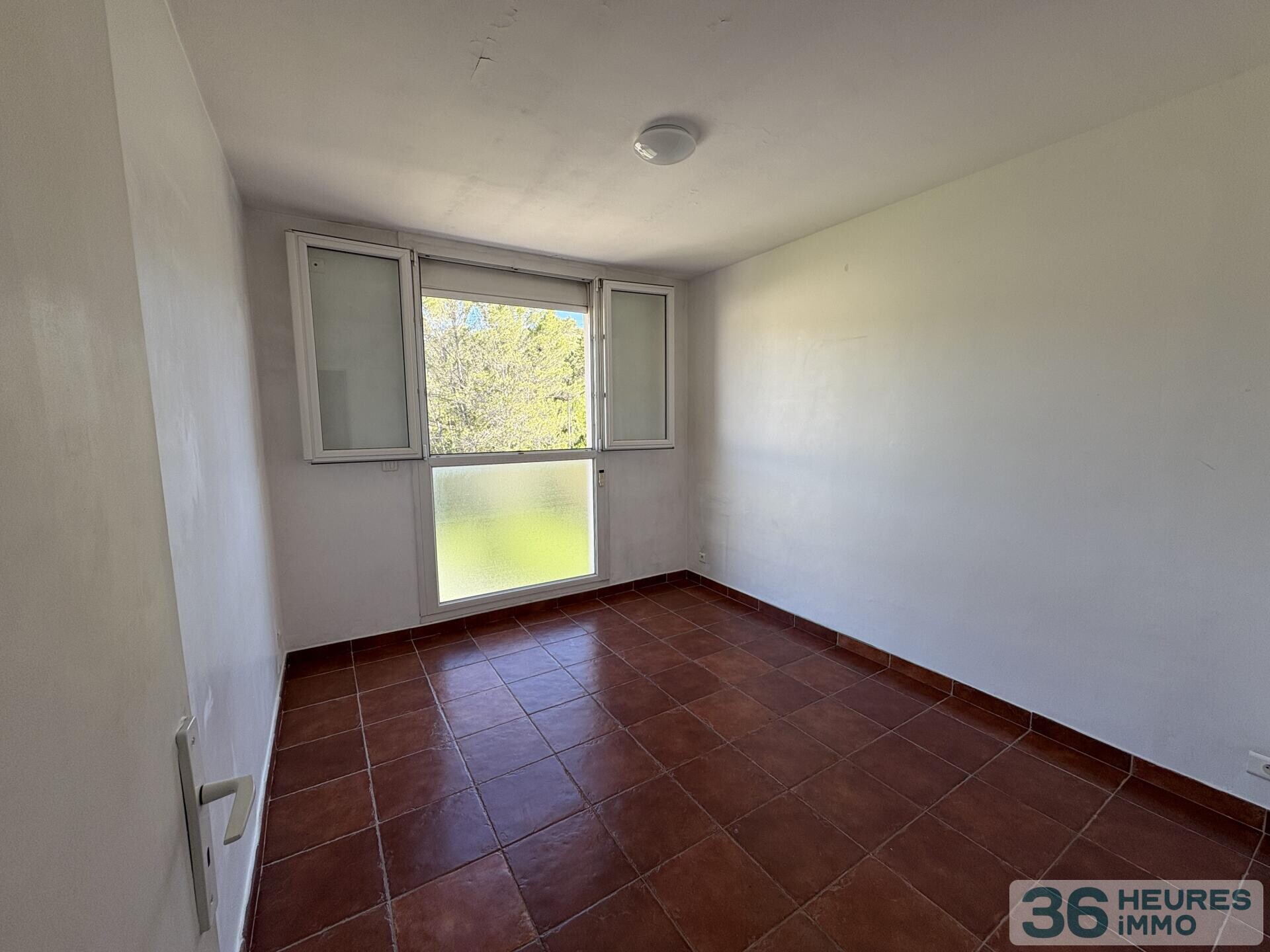 Aix en provence - Agréable appartement T5 de 77 m² – Dernier étage – Vue dégagée – Secteur Beauregard