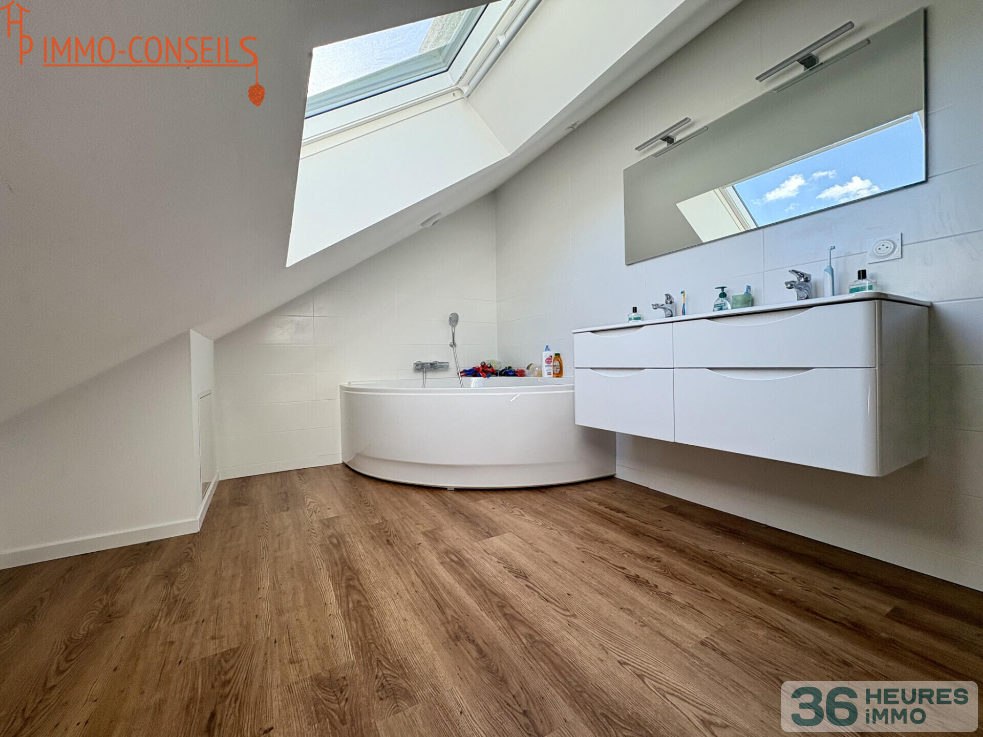 Maison 4 chambres La Chapelle sur Erdre Bourg