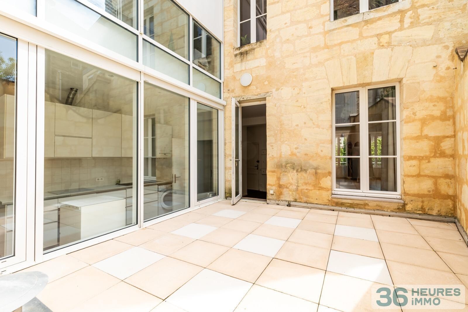 APPARTEMENT AVEC TERRASSE-QUARTIER PEY BERLAND 