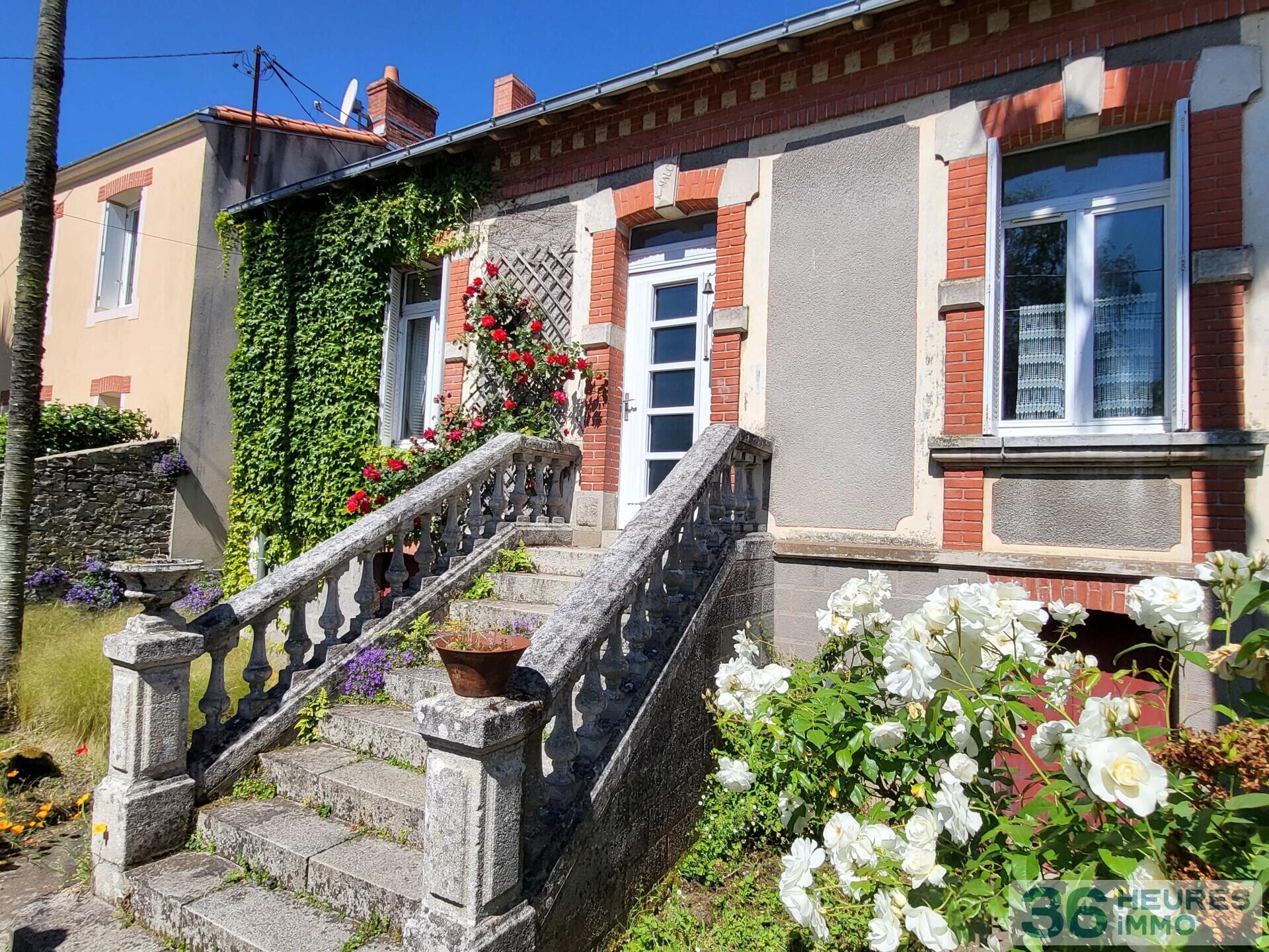MAISON - BOUGUENAIS - LA ROCHE BALLUE - 3 CHAMBRES - 2 POINTS d'EAU - JARDIN SANS VIS A VIS - CAVE - LIGNE 78
