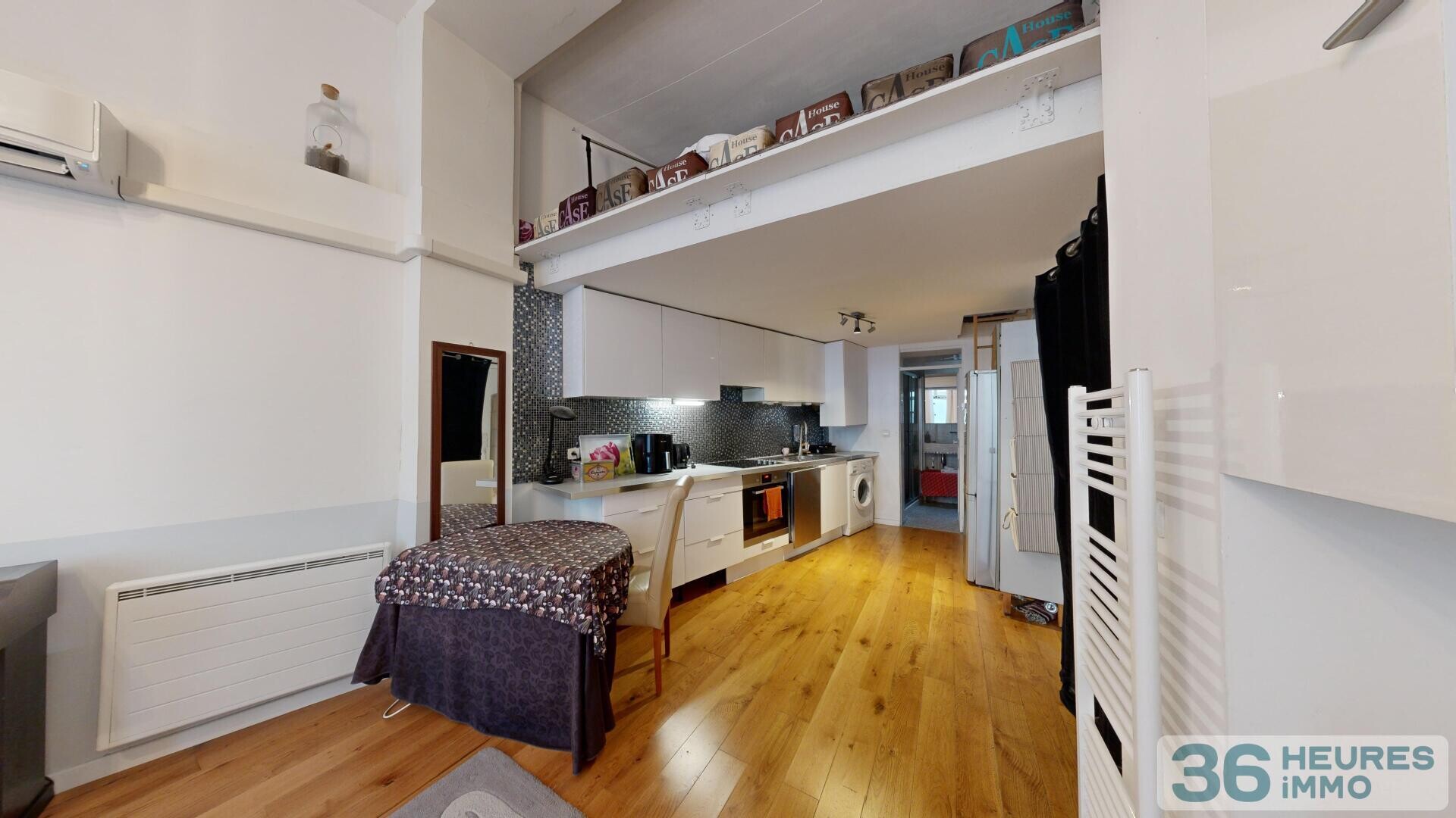 Loft atypique 40m² avec belle hauteur sous plafond - Paris 15