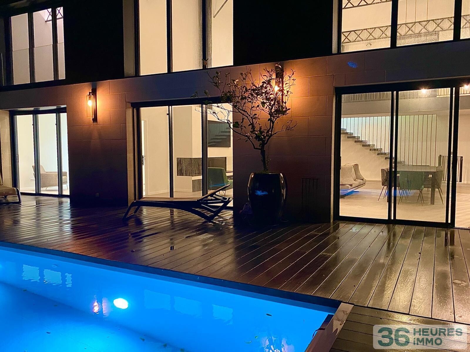 Maison-Loft contemporaine avec prestations haut de gamme Piscine chauffée et jardin 