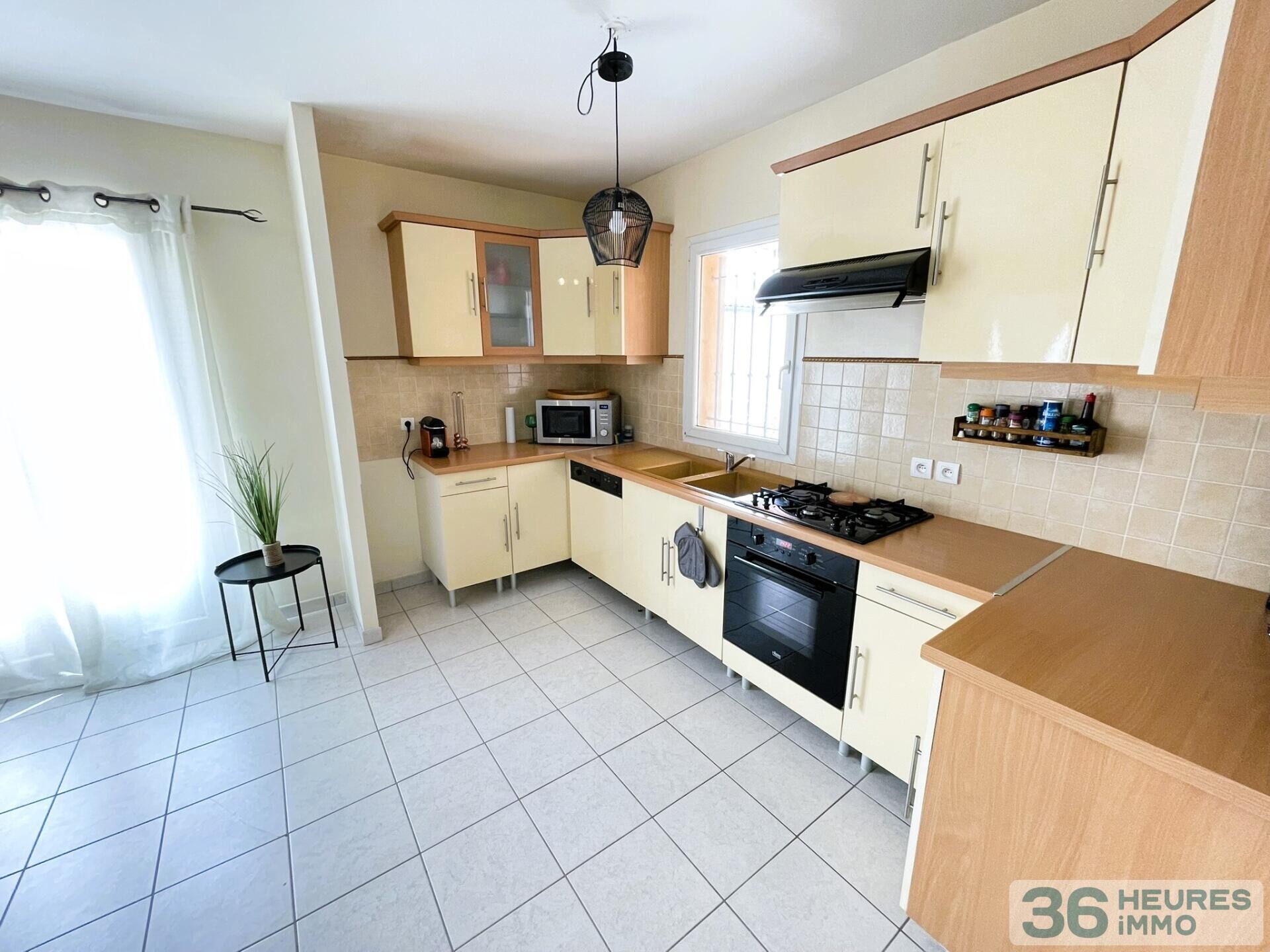 APPARTEMENT TYPE T4 avec terrasse, box 