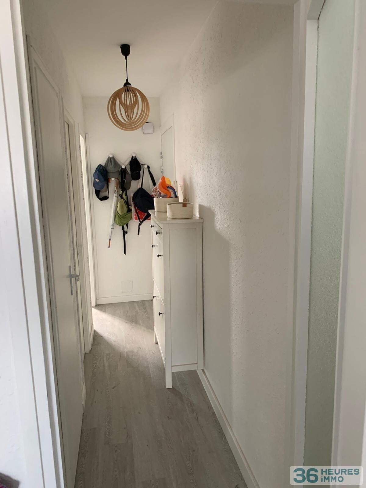 PORT SAINT ANGE APPARTEMENT 2 PIECES VUE MER