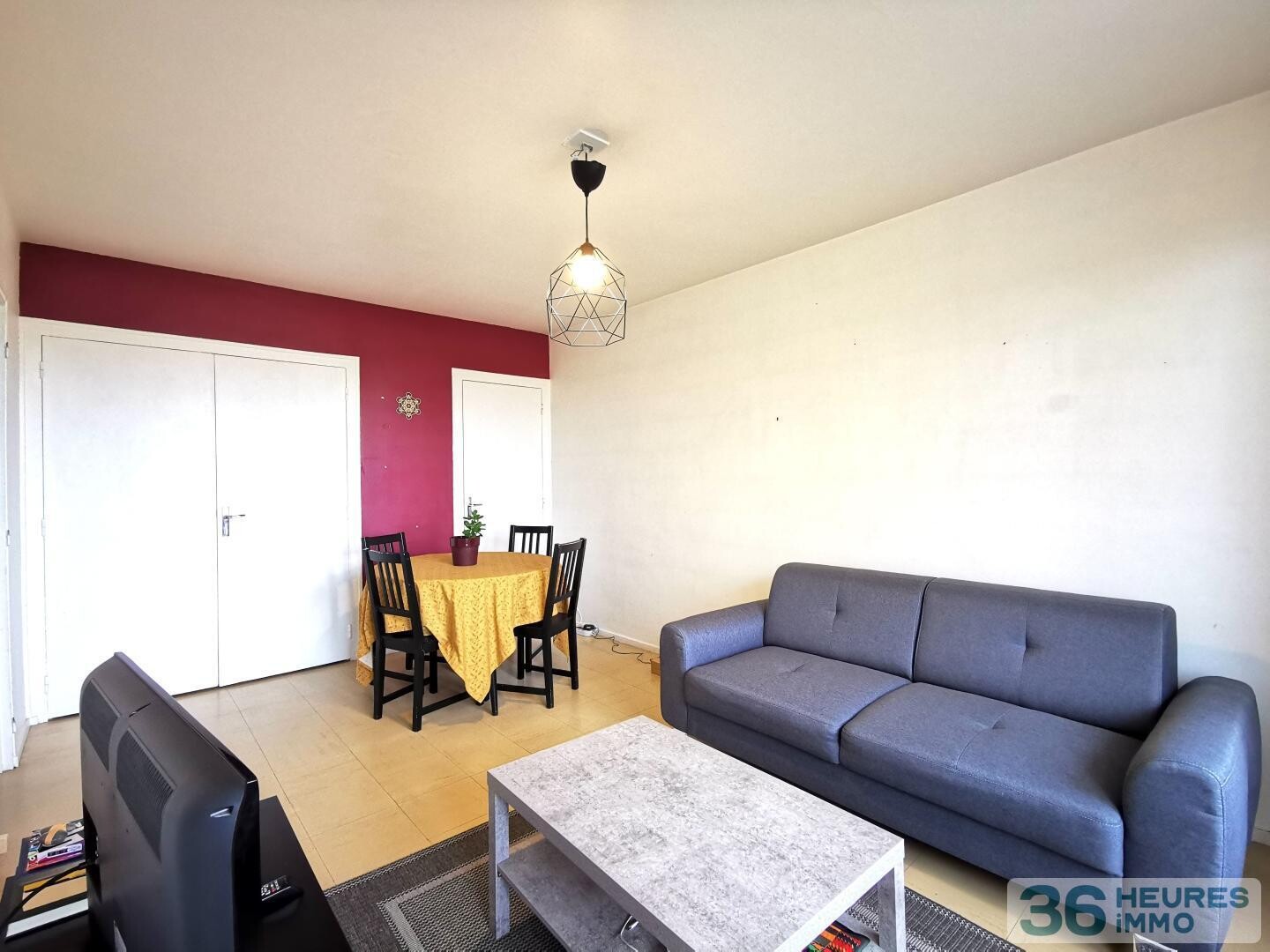 2 PIÈCES AVEC BALCON, PARKING en s/s ET CAVE