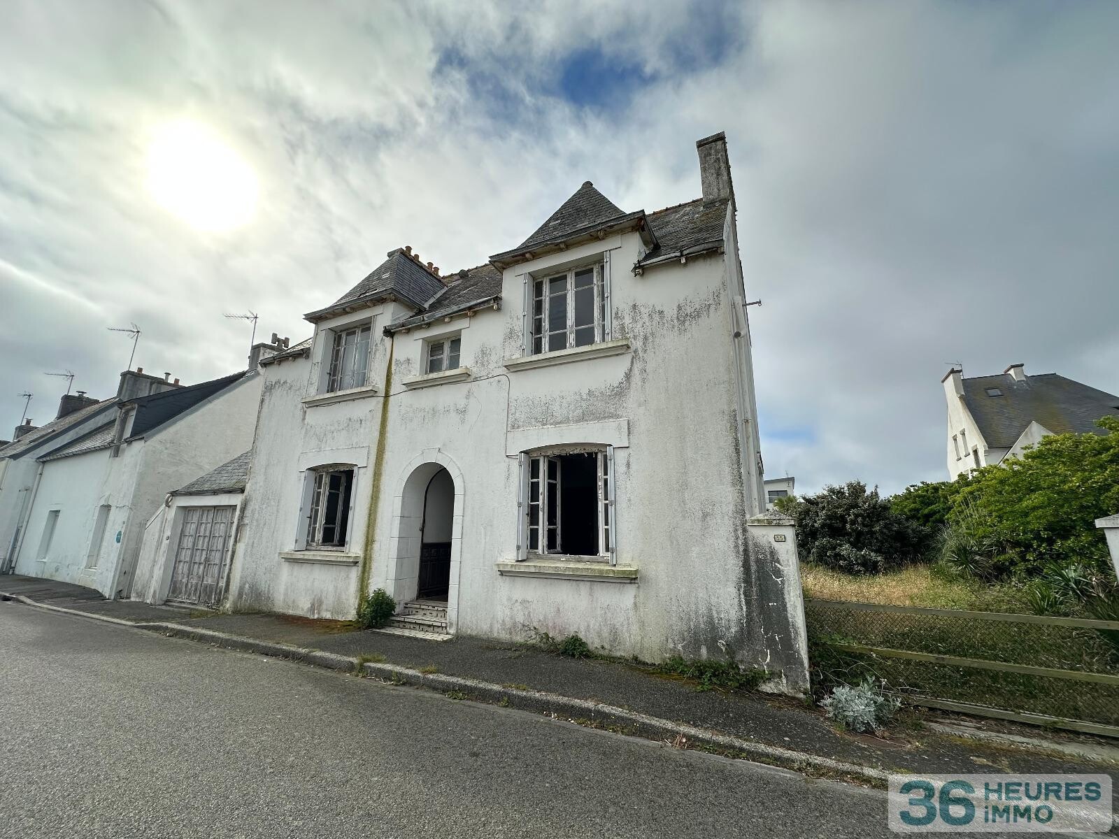PENMARC'H - SAINT-GUENOLE - Belle maison à rénover située à deux pas de la plage