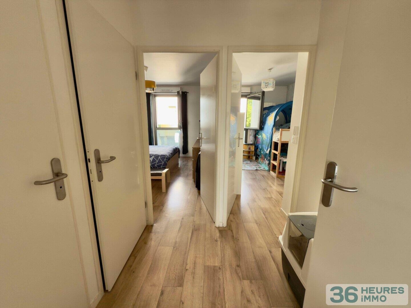 Appartement de 4 pièces avec balcons, cave et 2 parkings