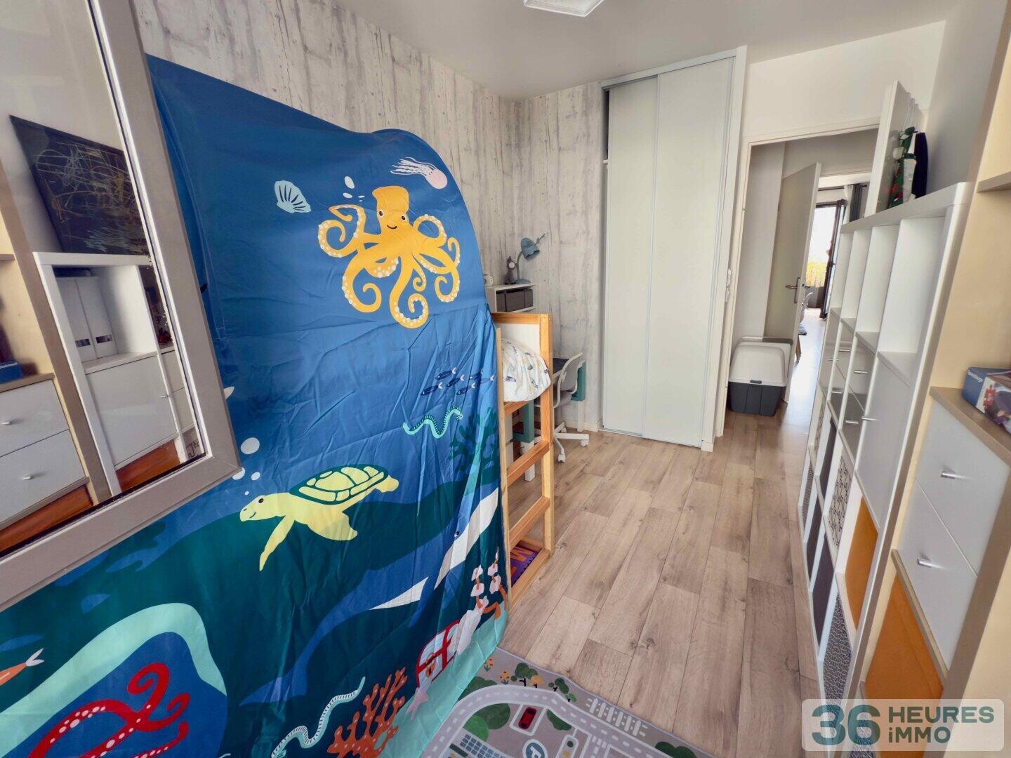 Appartement de 4 pièces avec balcons, cave et 2 parkings