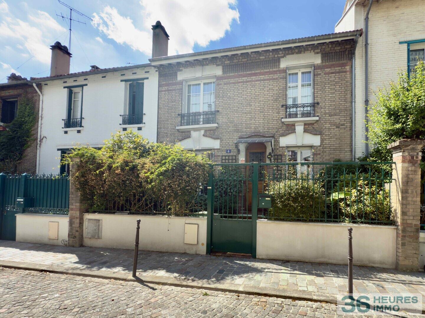 Maison Villa Daviel + grande place de parking à proximité