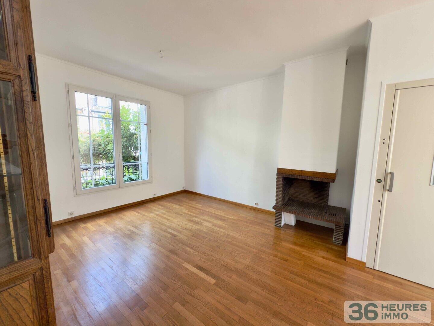 Maison Villa Daviel + grande place de parking à proximité