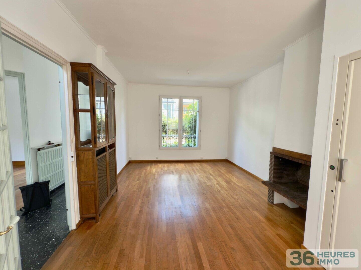 Maison Villa Daviel + grande place de parking à proximité