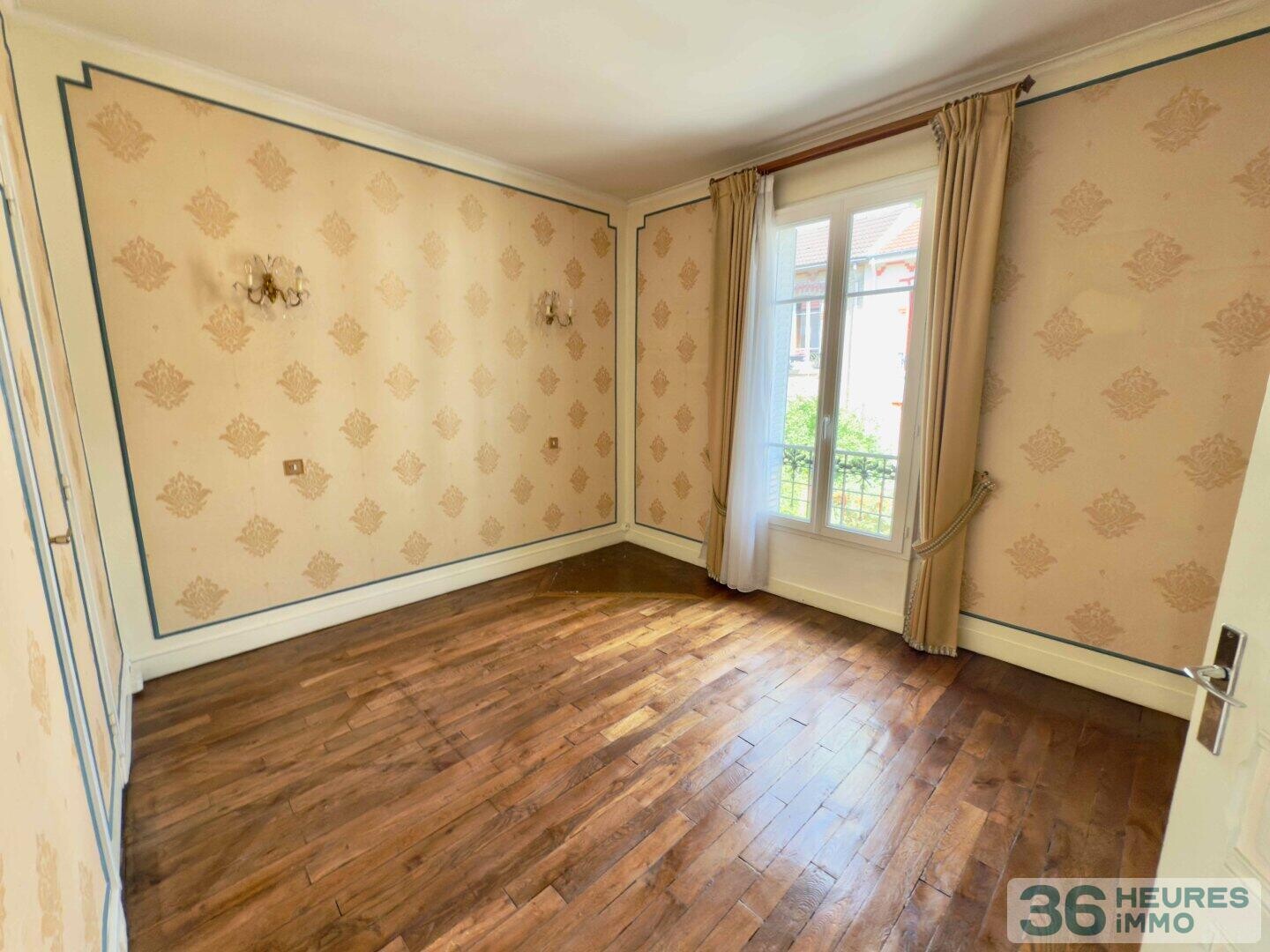 Maison Villa Daviel + grande place de parking à proximité