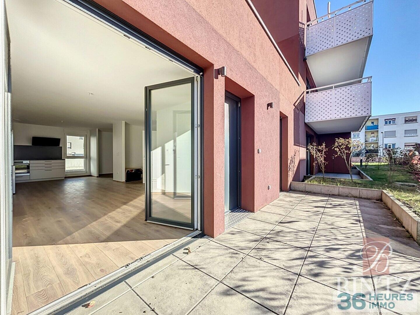 2/3 pièces avec terrasse & parking